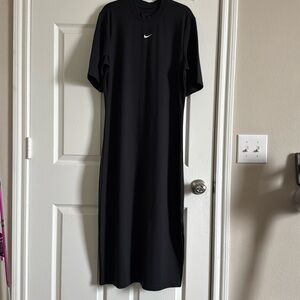 Nike Midi Dress sportswear Essential crew neck